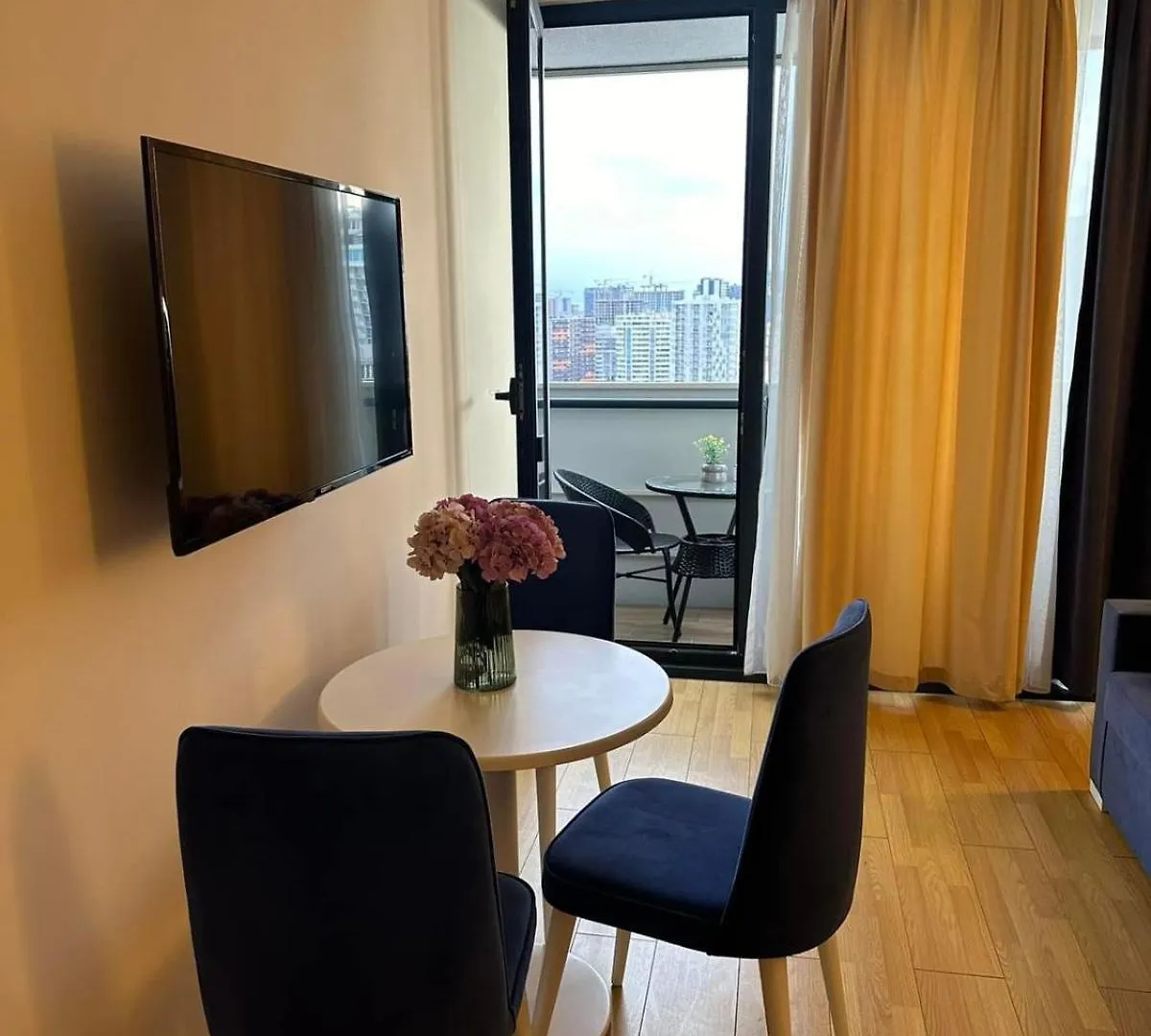 Orbi City - High Class Rooms Batumi